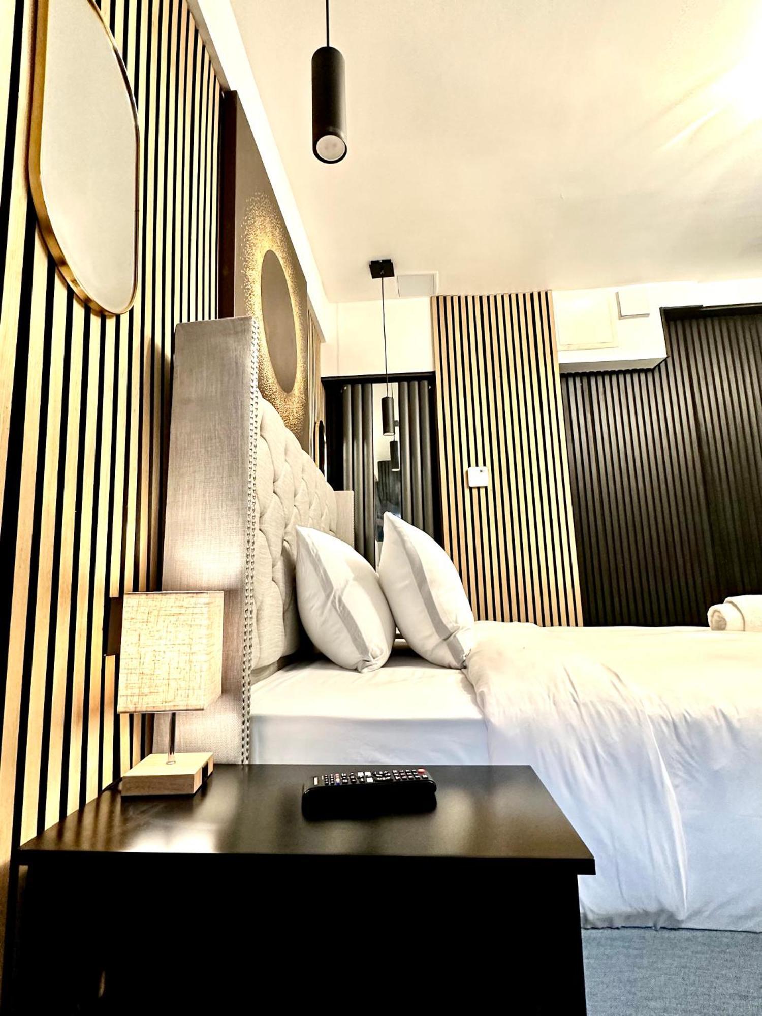 Aparthotel G Eighty Four