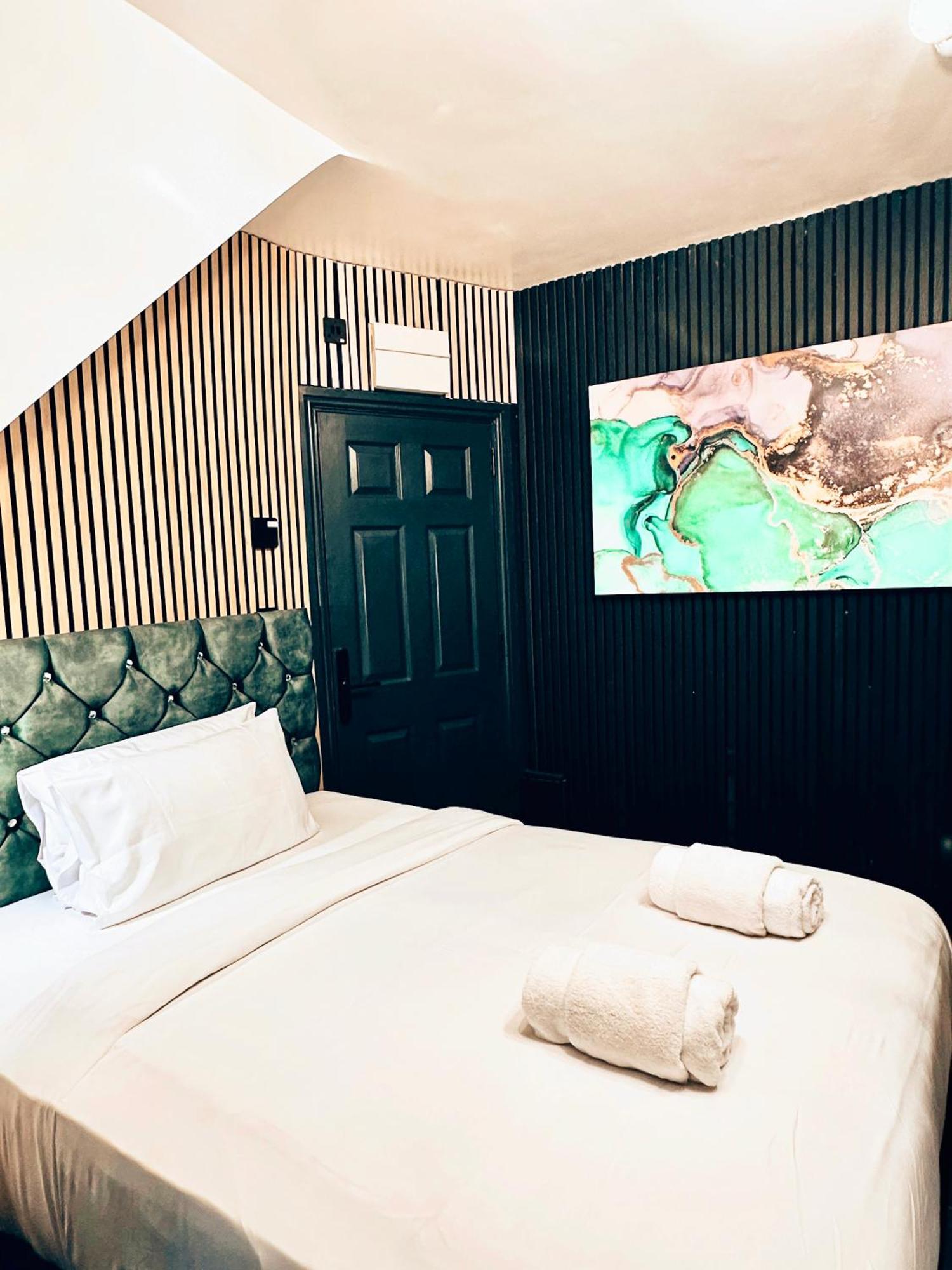 Aparthotel G Eighty Four