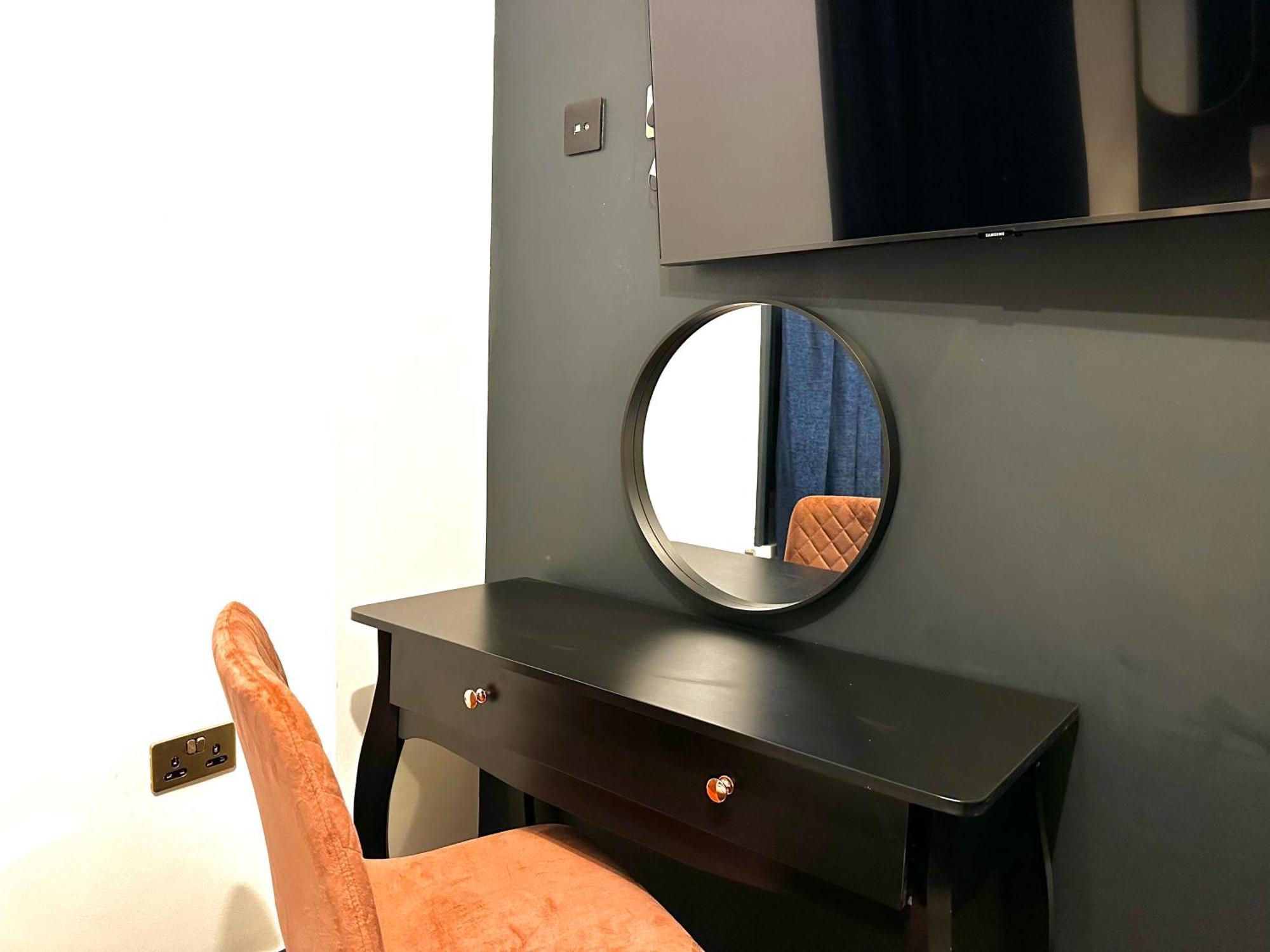 Aparthotel G Eighty Four